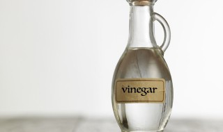 白醋成分 白醋成分是水和食用酒精