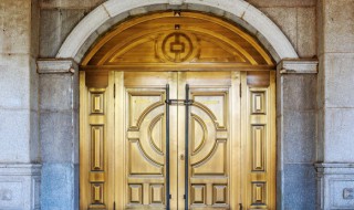 大门用颜色最吉利 大门用什么颜色最吉利