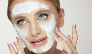 洗面奶能将脸洗干净吗 洗面奶能将脸洗干净吗女生
