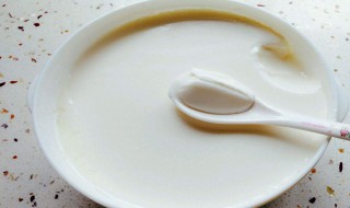 酸奶可以当面膜吗（酸奶可以直接当面膜敷吗）