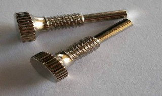 螺丝断在螺丝孔里怎么弄出来（塑料螺丝断在螺丝孔里怎么弄出来）