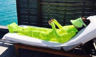 防晒衣怎么分辨真假（防晒衣怎么分辨真假视频）