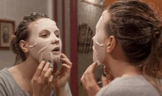 快速贴面膜的方法（贴面膜正确方法）