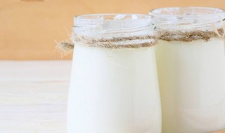 过期的酸奶可以做面膜吗（过期的酸奶可以做面膜吗有毒吗）