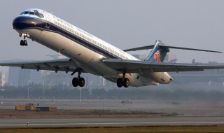 第一次坐飞机常识 第一次坐飞机常识化妆品