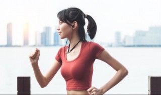 用连续的动词写一句话（用连续的动词写一句话100字）