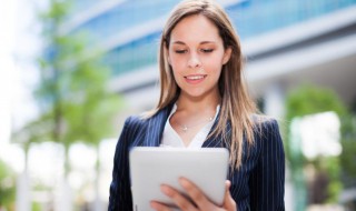 和女孩子的聊天技巧（和女孩子的聊天技巧怎么聊天才能哄女孩子开心）