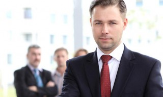 该怎么提升自己的能力（该怎么提升自己的能力和能力）