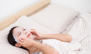 珍珠粉和什么配做面膜比较好（做面膜用珍珠粉好还是面粉好）