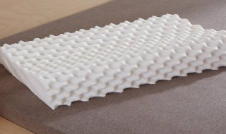 乳胶枕怎么辨别真假（乳胶枕哪家好）