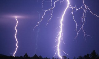一道闪电大约相当于多少度电 一道闪电相当于多少度电蚂蚁庄园