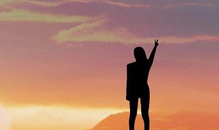 一个人挺好的霸气说说（离婚后一个人挺好的霸气说说）