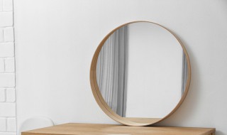 镜子对着床有什么影响（镜子对着床有什么忌讳）