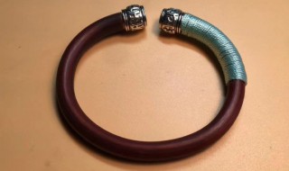 鸡血藤手镯有什么功效 鸡血藤手镯佩戴禁忌