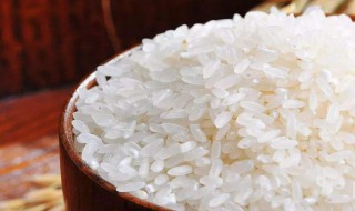 减肥是要吃碳水还是不吃碳水（减肥是要吃碳水还是不吃碳水好）