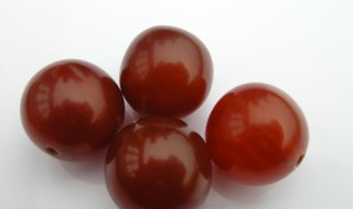 玛瑙怎么鉴别真假（红色玛瑙怎么鉴别真假）