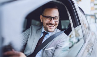 车内异味严重怎样清除 新车怎么去除异味和甲醛