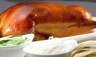 片皮鸭冷了怎么加热（片皮鸭冷了怎么加热到皮脆）