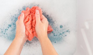 笔墨如何清洗 笔墨怎么洗去