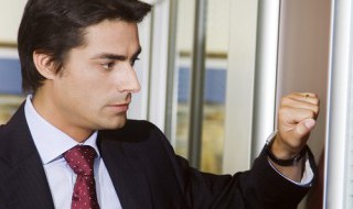 门被反锁了从里面怎么打开（门被反锁了从里面怎么打开图解）