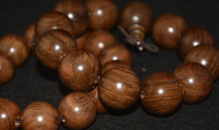 黄金檀木和金丝檀木的区别（金丝檀木和黄金檀木有什么区别）