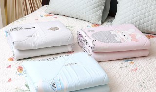 空调被怎么洗（蚕丝空调被怎么洗）