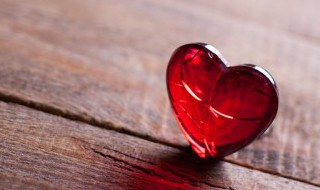 喜欢是放肆爱是克制什么意思（喜欢是放肆爱是克制什么意思是什么）