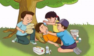 小孩中暑怎么处理方法（小孩中暑怎么处理方法图片）