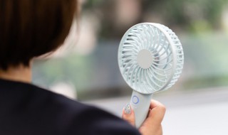 中暑有什么症状 中暑有什么症状表现