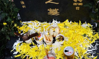 参加葬礼的注意事项（参加葬礼注意事项送钱）