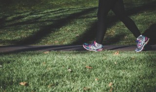 快走需要注意什么 快走需要的注意的事项