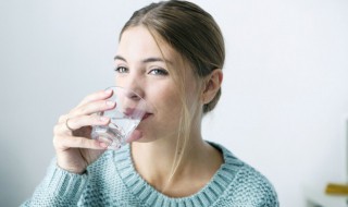 纯化水是什么东西（纯化水是什么东西做成的）