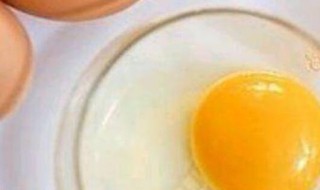 蛋清发黄还能吃吗（蛋清发黄还能吃吗为什么）