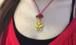 长命锁女孩不能随便带(成人佩戴长命锁的忌讳)