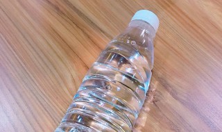 蒸馏水和纯净水有什么区别（自制蒸馏水）