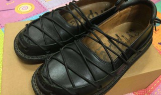 鞋子里进过蟑螂怎么处理（鞋子里进过蟑螂怎么处理掉）