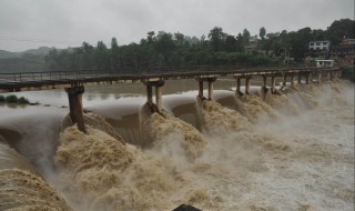 梦到发洪水是什么意思 梦到发洪水是什么意思周公解梦