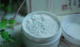 牙粉的使用方法（牙粉真的可以美白牙齿吗）