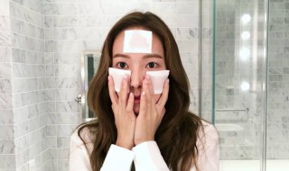 湿敷的操作方法 湿敷是用爽肤水还是用什么水