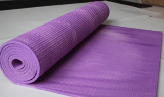 瑜伽垫什么材质好（瑜伽垫什么材质好tpe和橡胶）