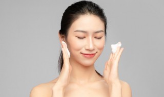 洗面奶怎样看出是氨基酸洗面奶（如何判断一款洗面奶是氨基酸洗面奶）