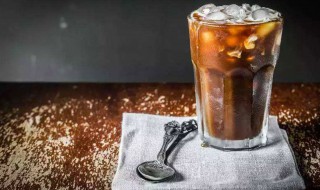 冰咖啡怎么做(夏天冰咖啡怎么做)