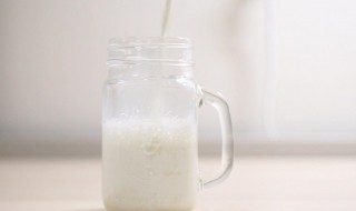 纯牛奶加热的正确方法（纯牛奶加热的正确方法生牛奶咋煮）