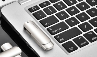 如何合并单元格（如何合并单元格并居中）