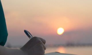 减肥名言短句霸气（减肥名言短句霸气搞笑）