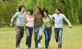 踏春的说说心情的句子（踏春的说说心情的句子图片）