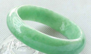 带玉镯对女人有什么好处 带玉手镯子对女人