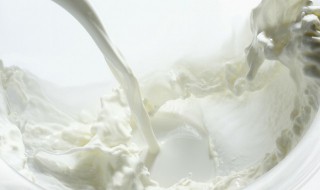 纯牛奶怎么喝（纯牛奶怎么喝最有营养）