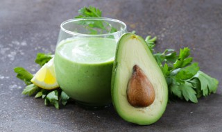 牛油果的正确吃法 牛油果的正确吃法和功效视频