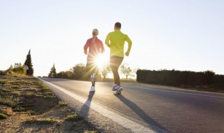 塑胶跑道如何施工 塑胶跑道如何施工图片